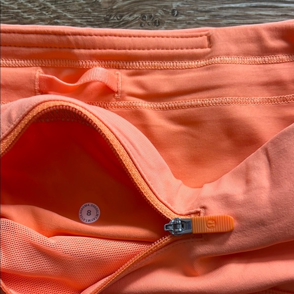 Lululemon 4” MR Speed Up Short - Picture 5 of 5